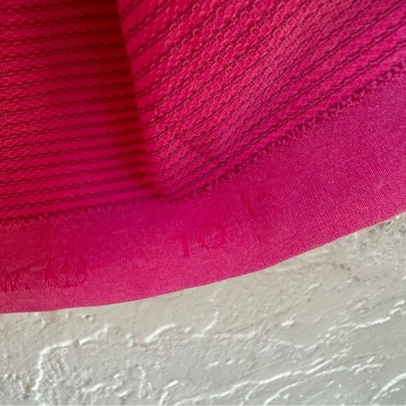 LULULEMON Tank Women 10 Run Swiftly Tech Pink Athletic Gym Casual - Picture 8 of 8